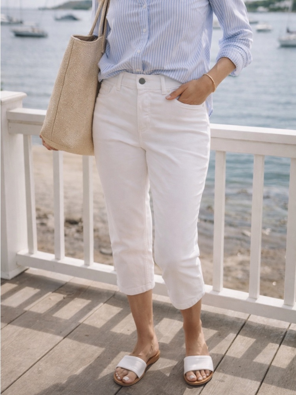 Chaps White Stretch Capri Pants Mid Rise Classic Coastal Summer Size 10
